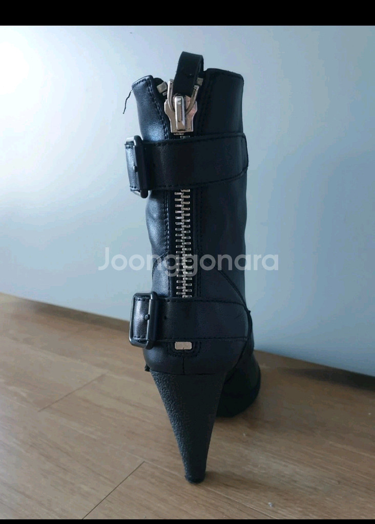 슈콤마보니 양털부츠--3