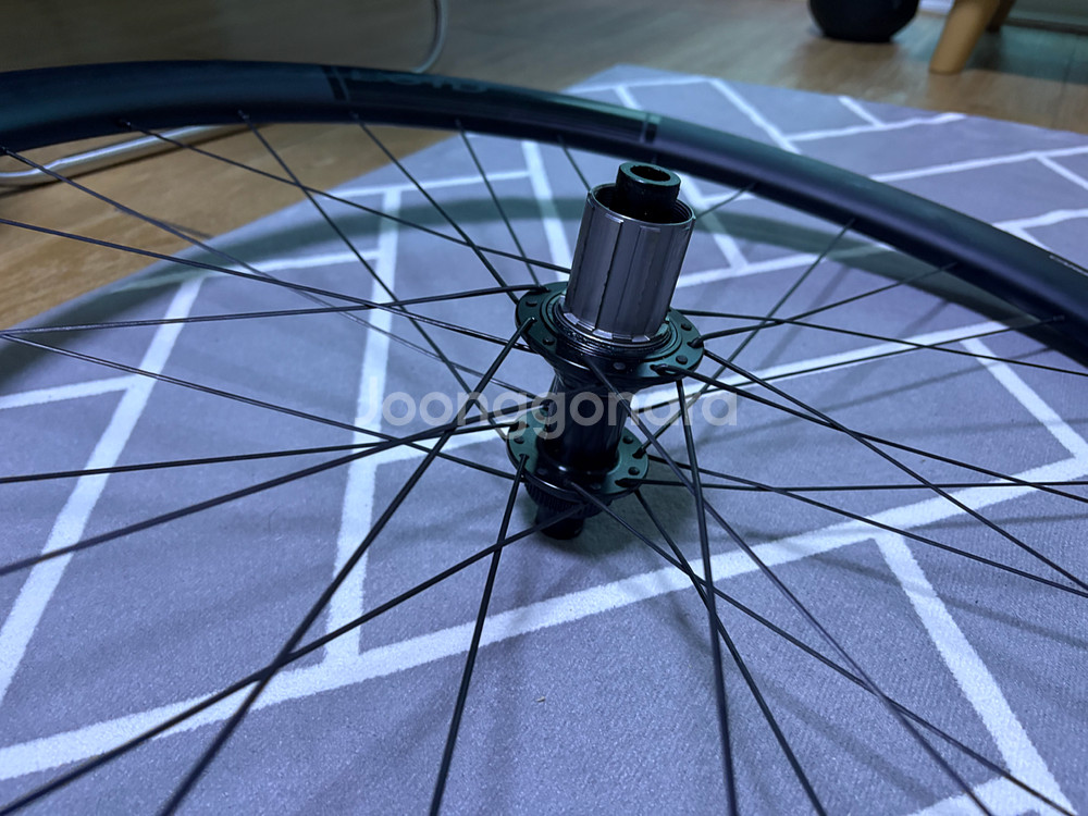 보이드 피나클 그래블 카본휠셋 700c--2