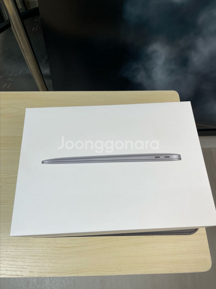 맥북 에어 M1 8gb RAM 256gb ssd 매직 마우스 세트--6