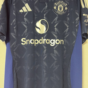 축구 유니폼 16번 아마드 디알로