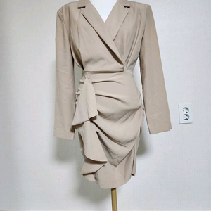 지그재그 모코블링 셔링 원피스(베이지) 파티룩 하객룩