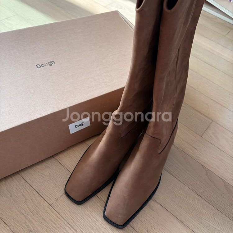 (새상품 최종가격 250사이즈) 도우 DOUGH 모던웨스턴부츠 브라운 여성 천연소가죽 롱부츠--6