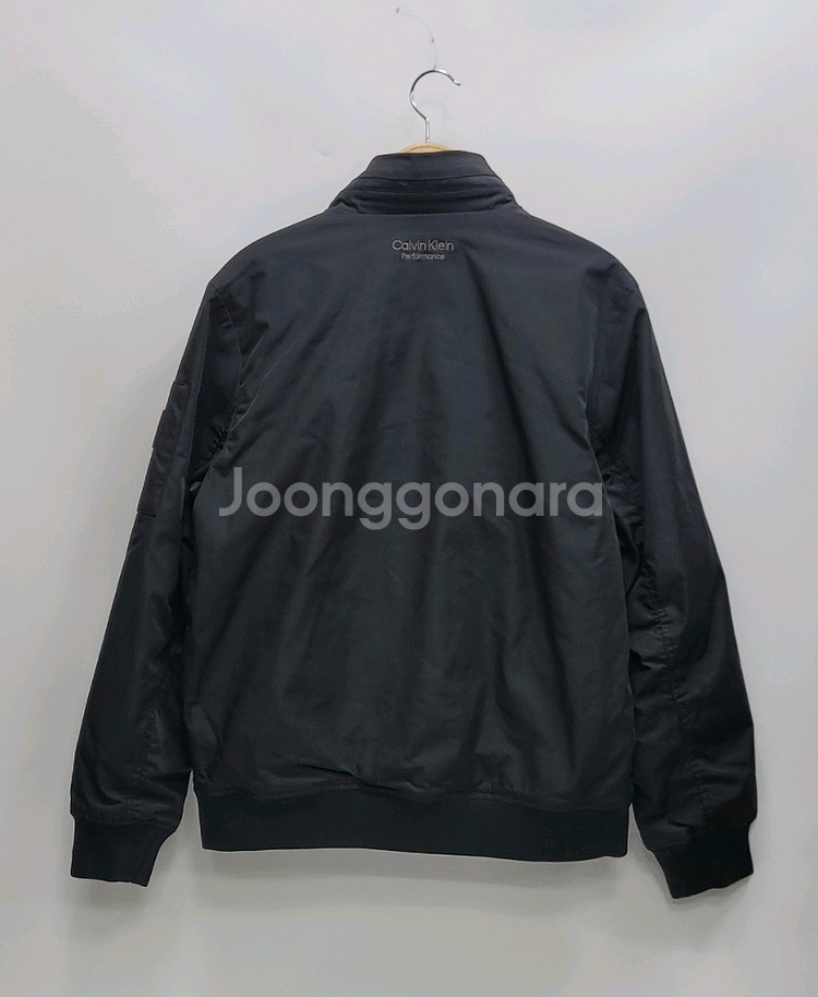 Calvin Klein 캘빈클라인 퀼팅 패딩 봄버자켓 항공점퍼 / 남 M--11