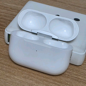 에어팟프로2세대 C타입 본체