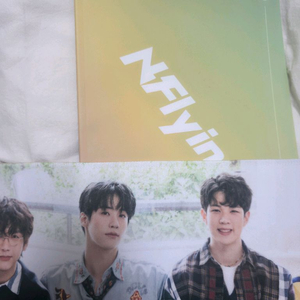 엔플라잉 공식2기 키트 포토북+슬로건