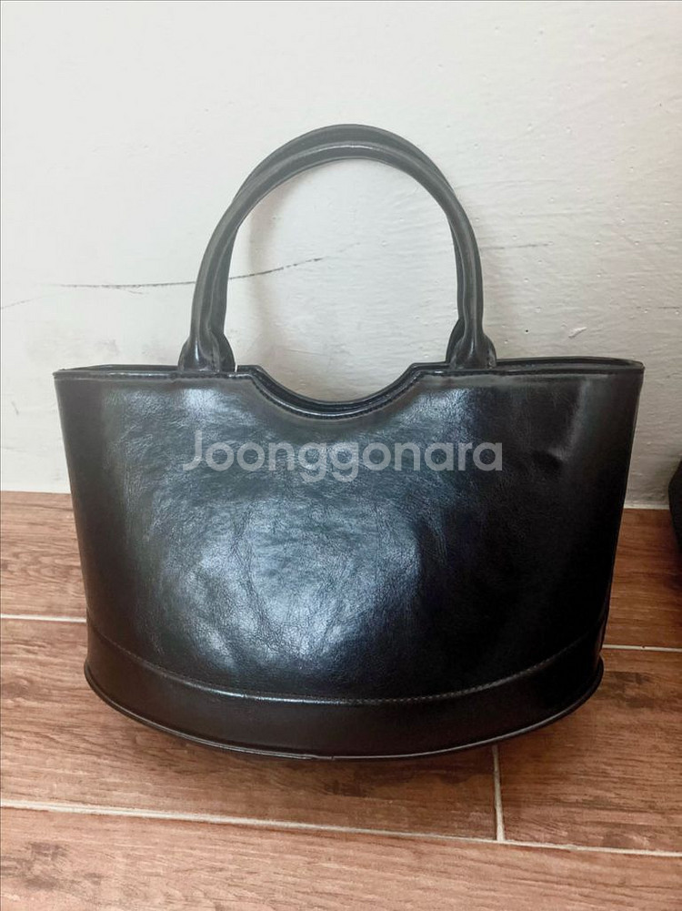 쿼르테브 노라 커브백 블랙--3