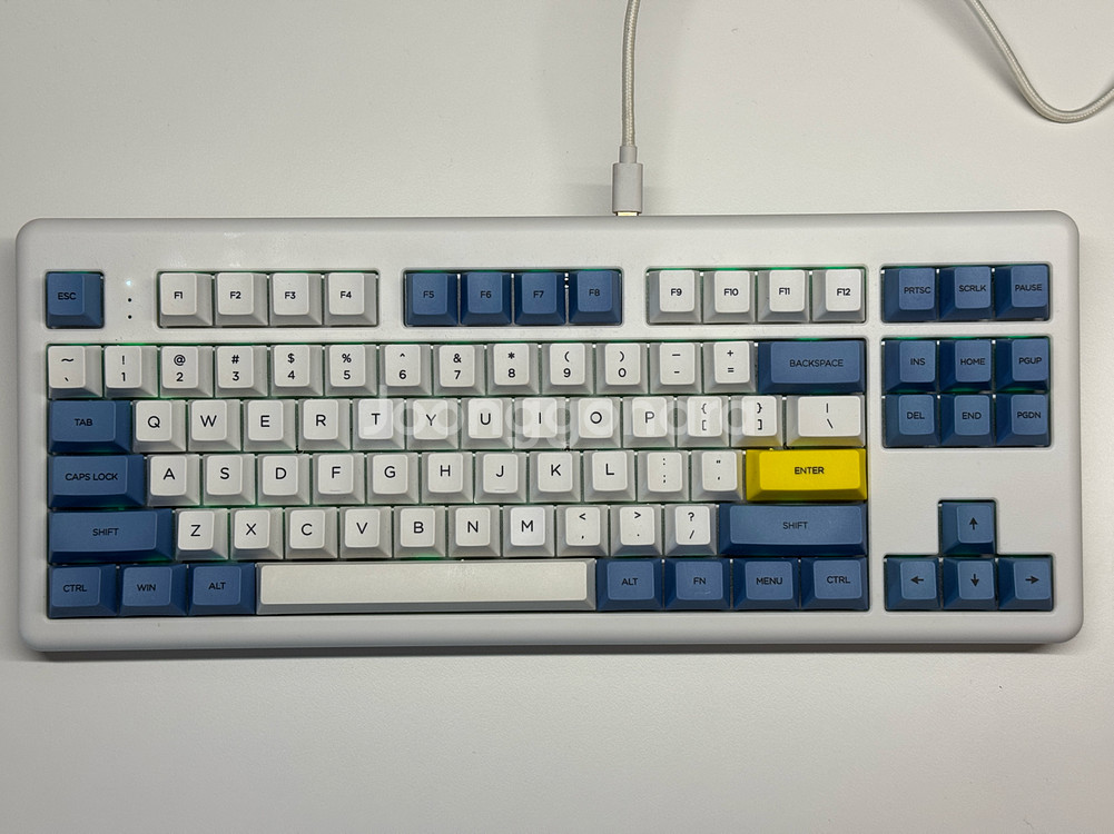 한성 TFG ART 유선(한고무) 기계식 키보드 + 극성회축 스위치--1