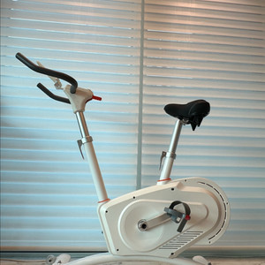 헬스핏 스마트 실내자전거