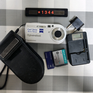 소니 사이버샷 DSC-P100 실버바디 디지털카메라