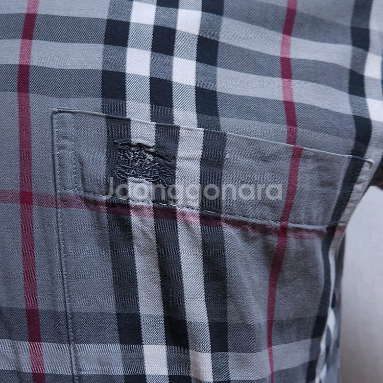 버버리 체크 셔츠--3