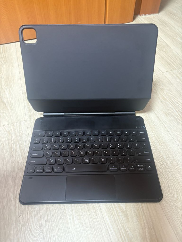 태블릿 매직키보드--2