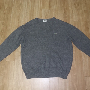 (105) 1333. 라코스테/그레이 브이넥니트