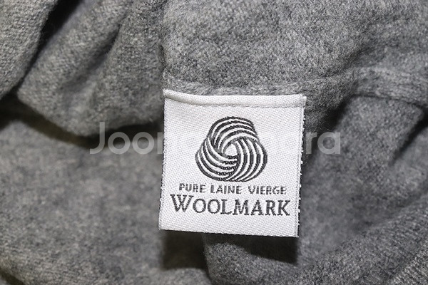 (105) 1333. 라코스테/그레이 브이넥니트--5