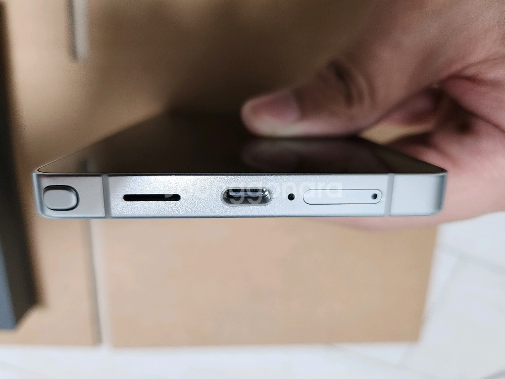 갤럭시 s25 울트라 512g 티타늄 화이트실버--11