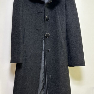 쉬즈미스 모직+알파카 블랙코트 55사이즈-66사이즈 넉넉하게나옴