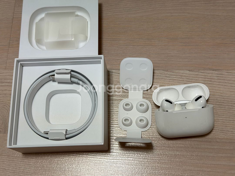 애플 에어팟 프로 1세대 팝니다--0