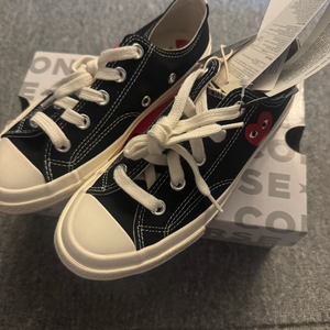 꼼데가르송 컨버스 키즈 210사이즈 새상품