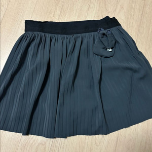 풋조이 플리츠 스커트