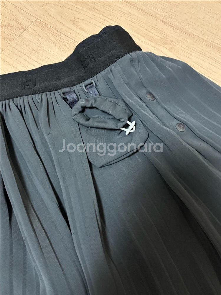 풋조이 플리츠 스커트--5