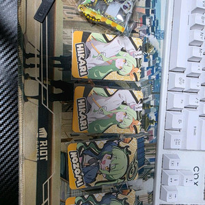 블루아카이브 맘스터치 굿즈