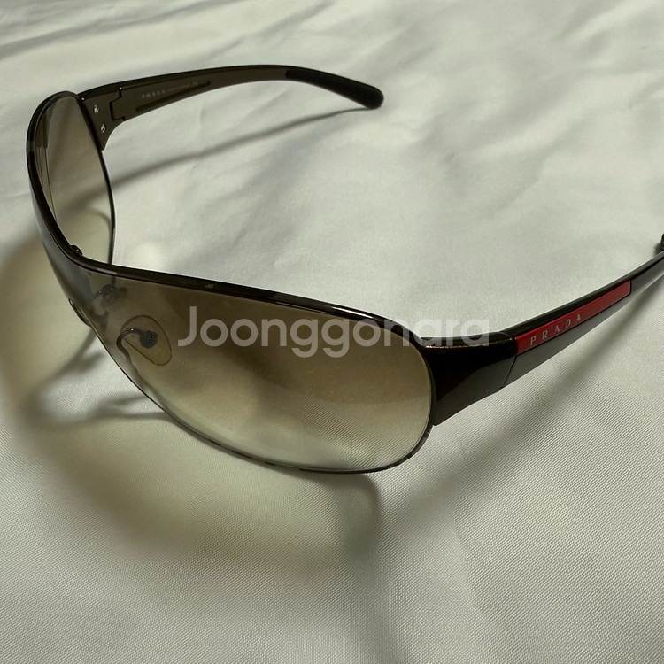 프라다 00s 빈티지 고글 선글라스 판매합니다.--1