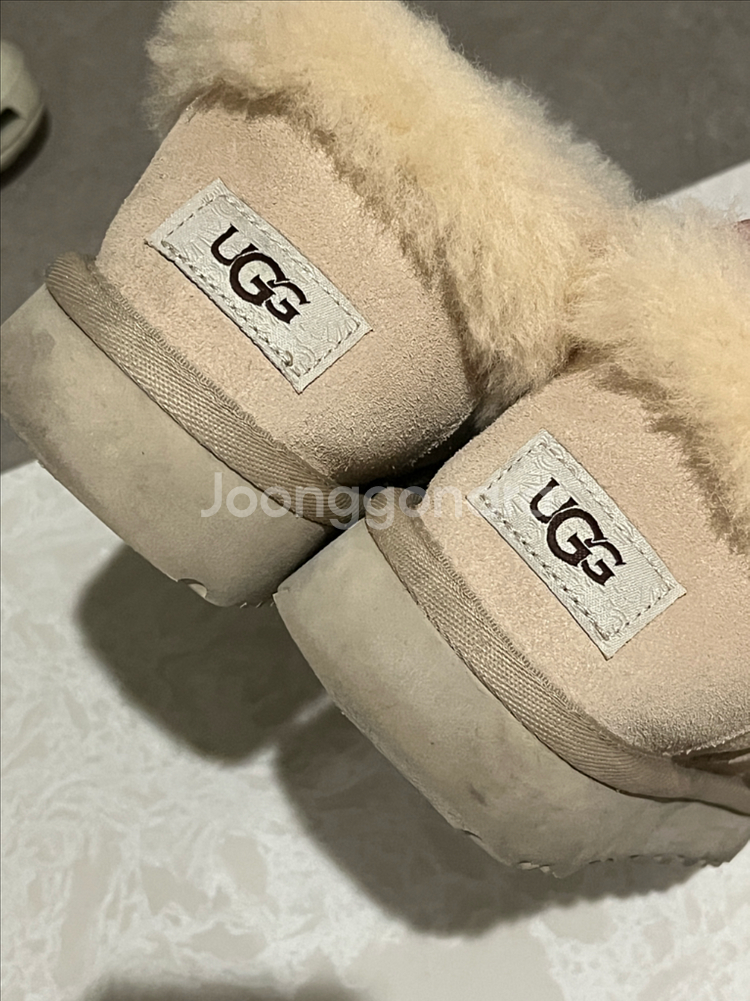 UGG 니타 슬리퍼 230--1