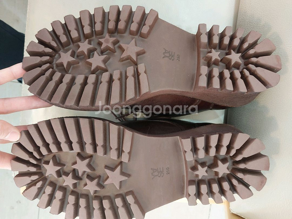 야세 6.5cm 페더 코만도솔 홀스하이드 더비 브라운 구두 250mm--4