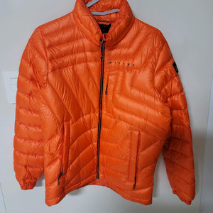 밀레 덕다운 경량패딩 95정사이즈 거의새옷