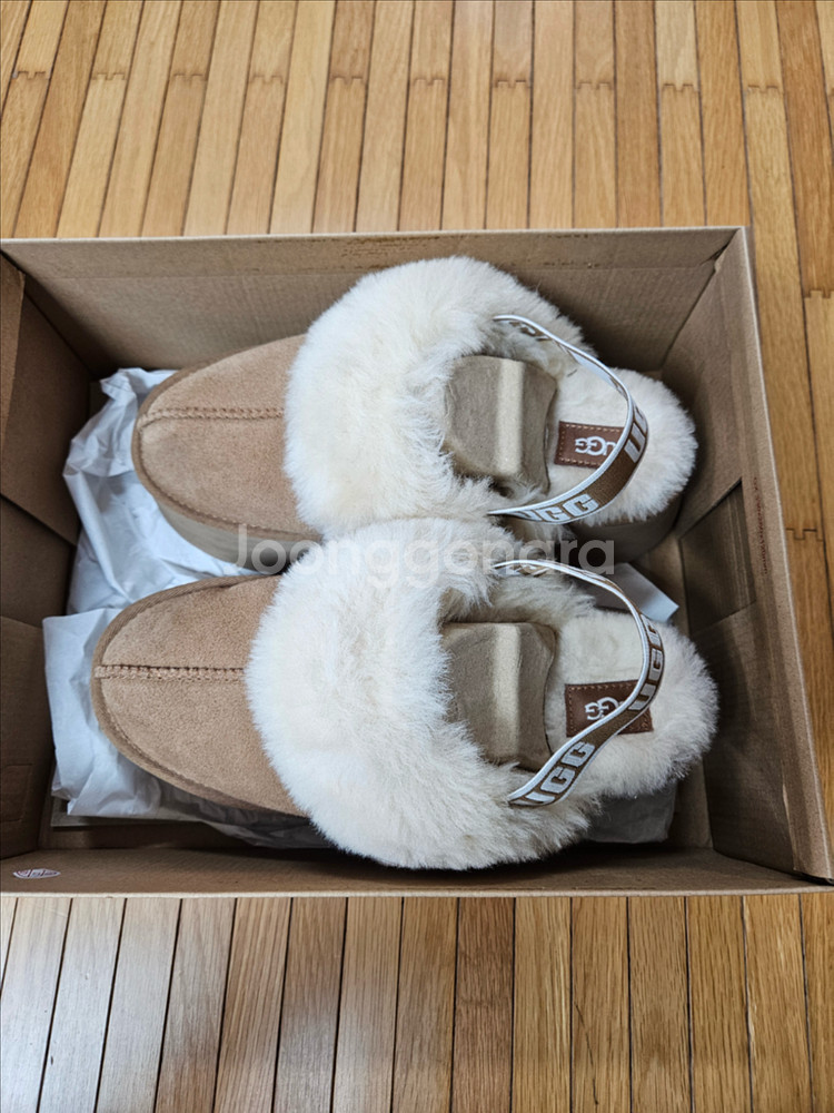 서울)UGG 어그 슬리퍼(250mm)--1