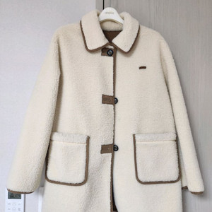 헤지스키즈 여아 155 양면무스탕 외 패딩 2종 일괄 판매