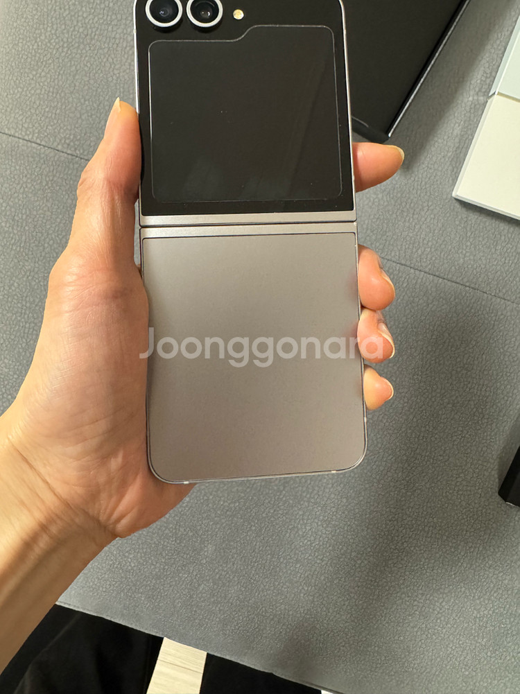 삼성 갤럭시 Z플립6 256GB--2