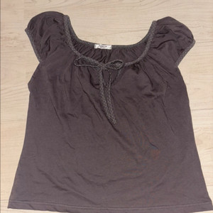 플리츠 블라우스