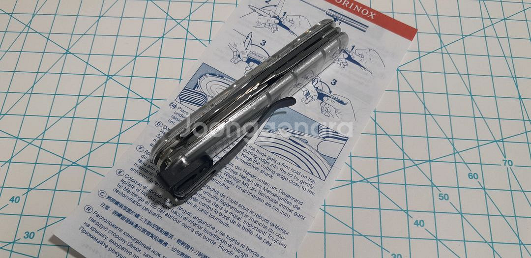 빅토리녹스 실버테크 맥가이버칼--1