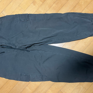 유니클로 차콜 그레이 카고 조거 팬츠