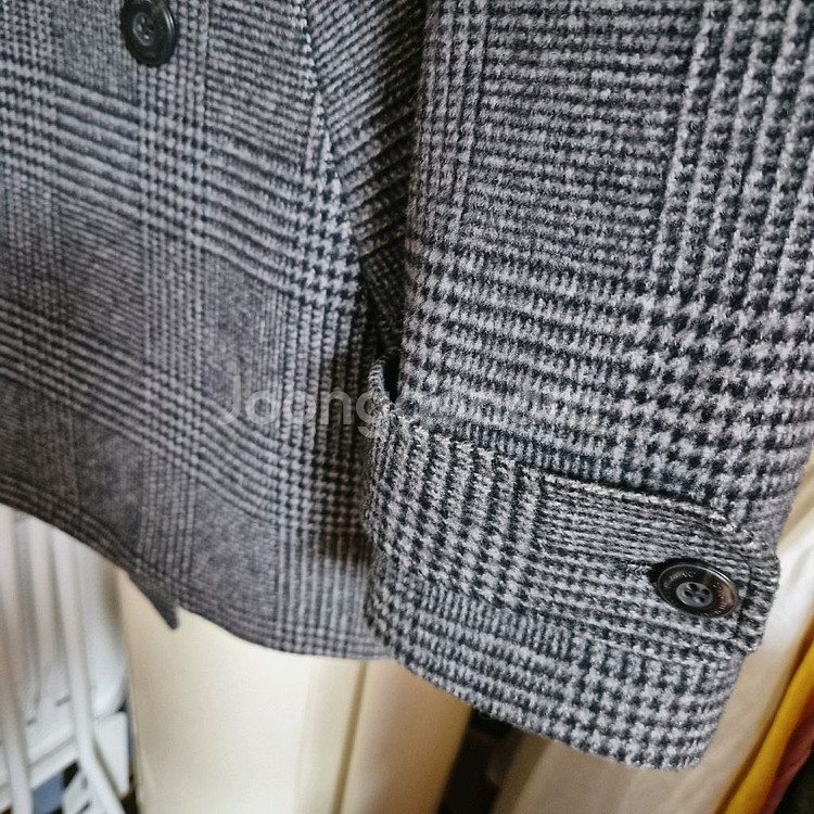 새상품 CHRISTIAN AUJARD 남성 체크 더블 코트--2