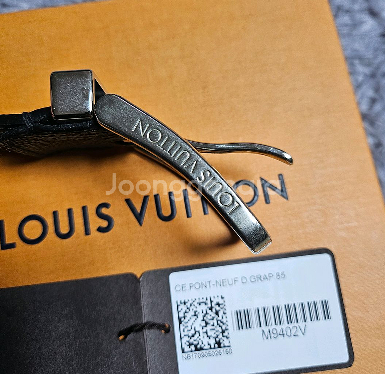 루이비통 퐁 뉴프 35MM 벨트 (택 박스 쇼핑백 포함)--2