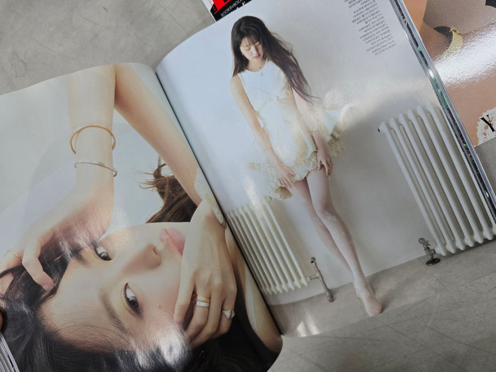 엘르 잡지 33주년 장원영 커버 3권 한세트 (코르티스 북인북 제외) 이미지