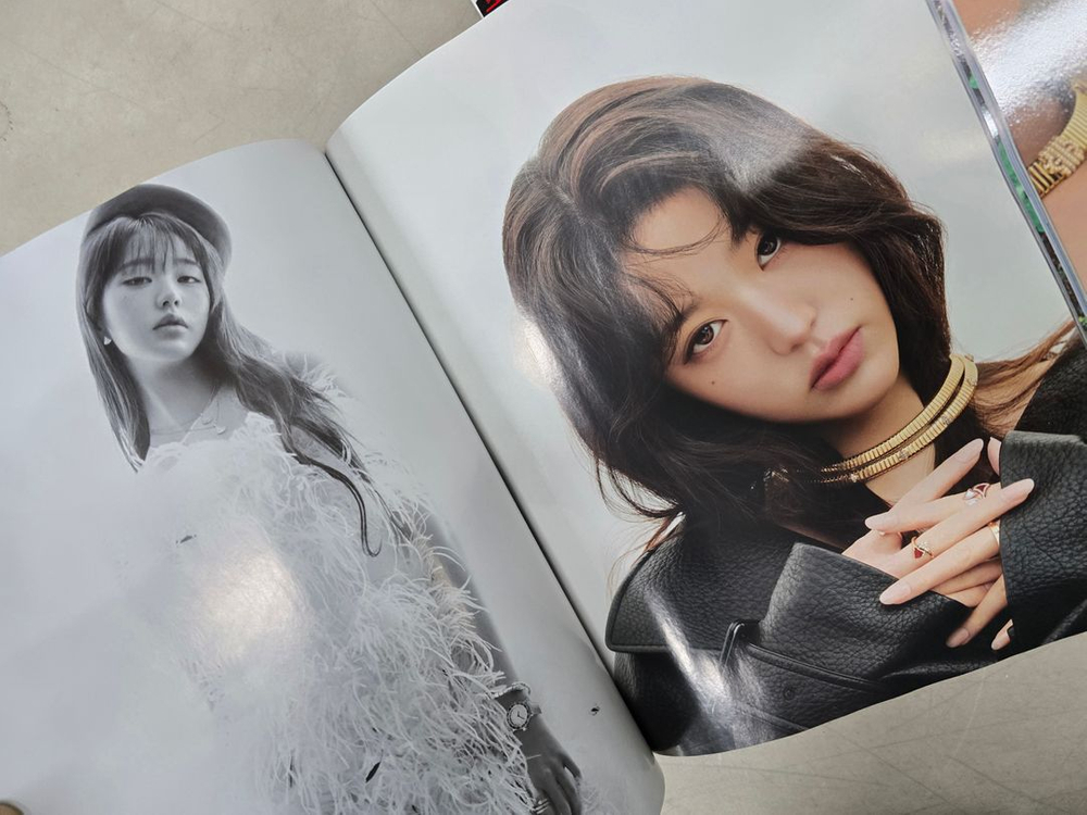 엘르 잡지 33주년 장원영 커버 3권 한세트 (코르티스 북인북 제외) 이미지