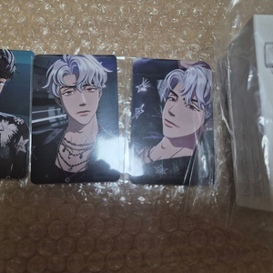 플레이브 5만원포카,십카페은호, 미니응원봉 양도