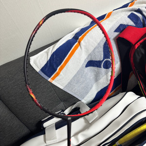 요넥스 아스트록스 77 배드민턴 라켓