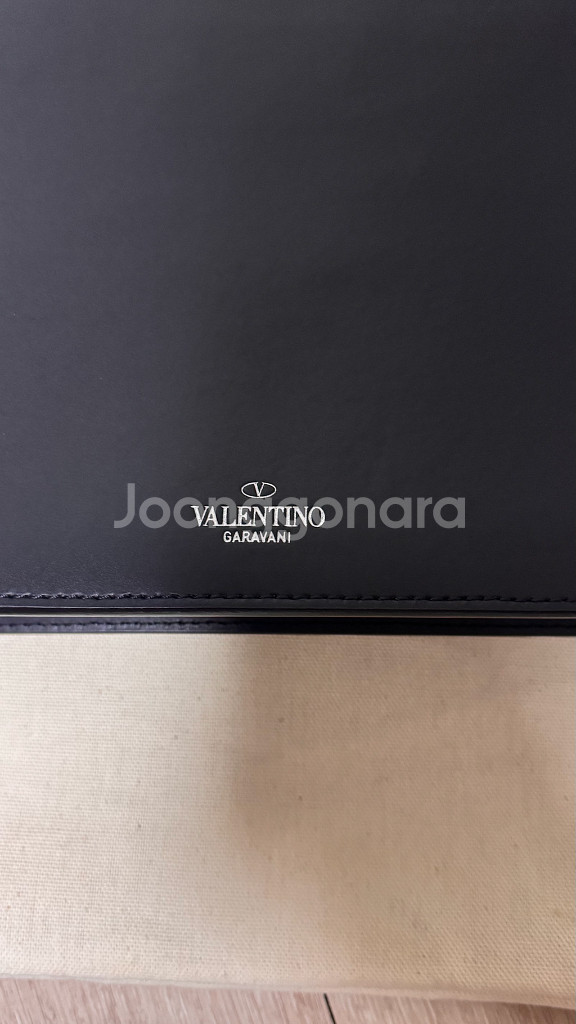 발렌티노 VLTN 클러치백--2