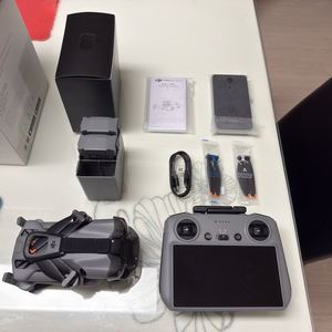 DJI 미니 5 Pro 플라이모어 콤보 플러스 판매합니다.