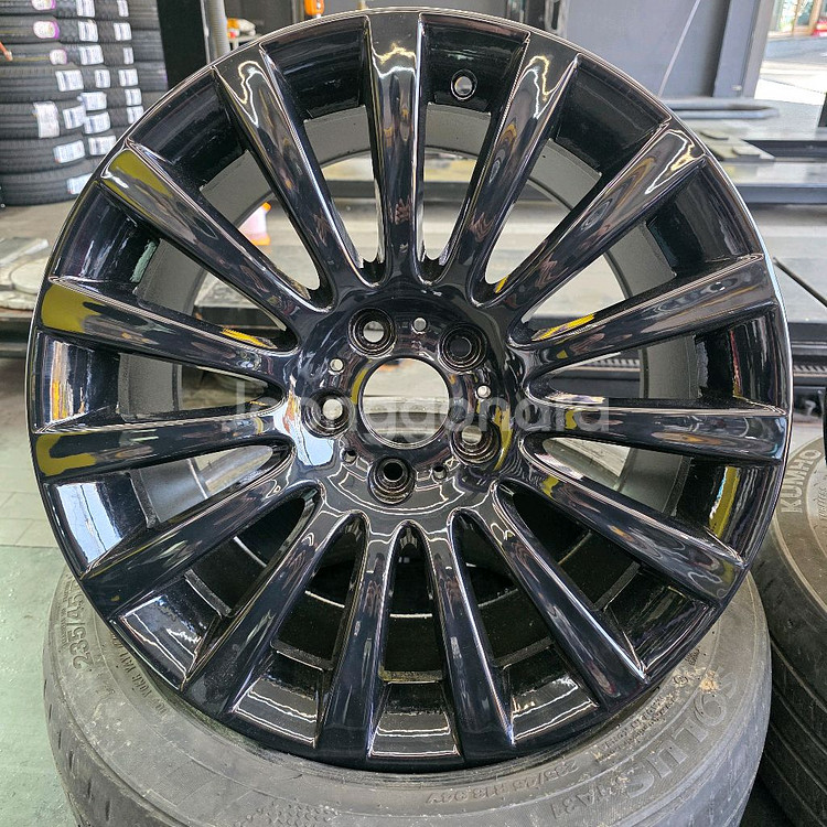 BMW 19인치 7시리즈 F바디 F01 정품 휠타이어 세트 팔아요--3