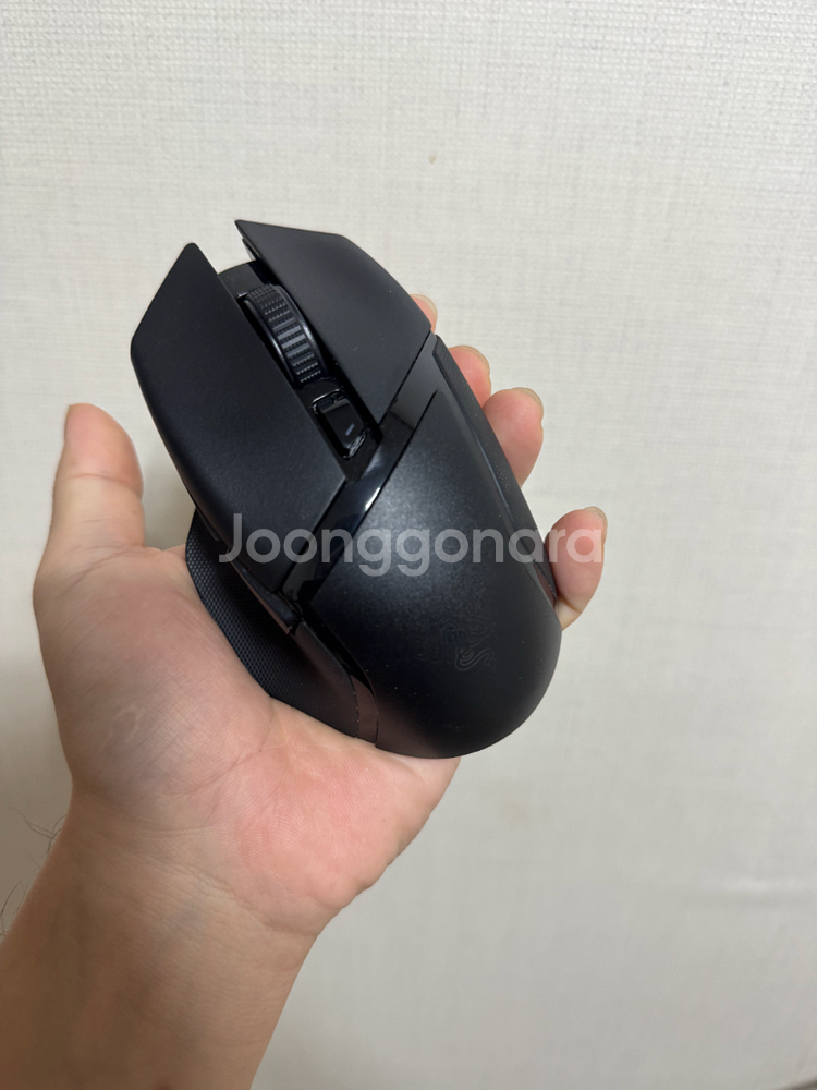 레이븐 바실리스크 X 하이퍼스피드 무선 게이밍 마우스--1