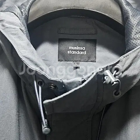 L) 무신사스탠다드 시티레저 CN 후디드 윈드브레이커 블루그레이--4