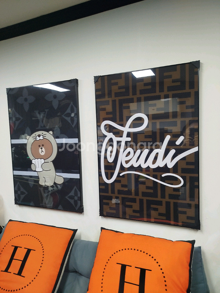 루이비통 곰 캐릭터 로고 대형 그림 액자 팝아트 인테리어소품 인테리어액자 명품그림 명품액자--4