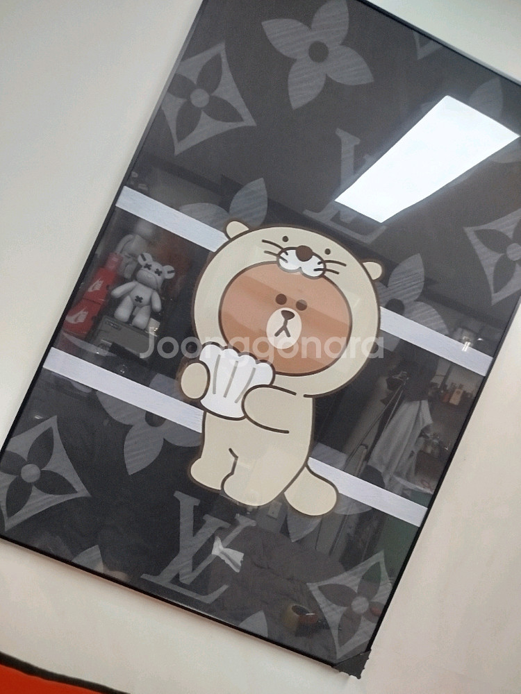 루이비통 곰 캐릭터 로고 대형 그림 액자 팝아트 인테리어소품 인테리어액자 명품그림 명품액자--1