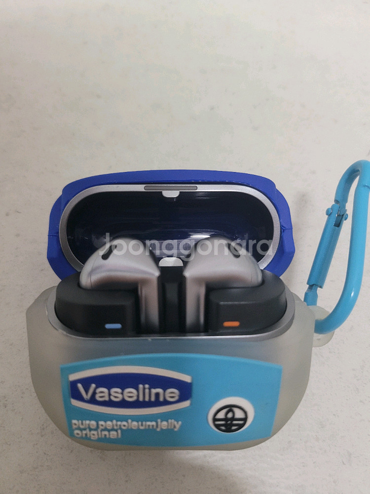 갤럭시 버즈3실버 판매합니다--1