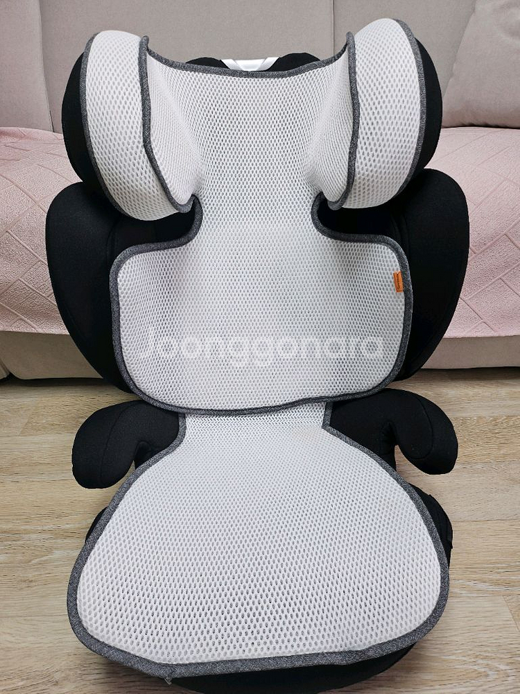 싸이벡스 카시트 제트픽스 플러스 + 전용 쿨시트+시트보호매트 포함--1