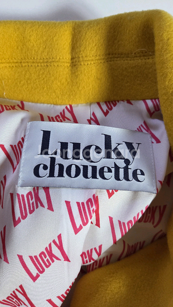 럭키슈에뜨 머스터드 더블 브레스트 롱코트 38 사이즈--8